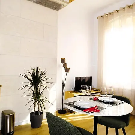 Augustins Fountain Cosy Aix Centre Historique A 3 Minutes De Cours Mirabeau -wifi-smart Tv-rue Calme Апартаменты
